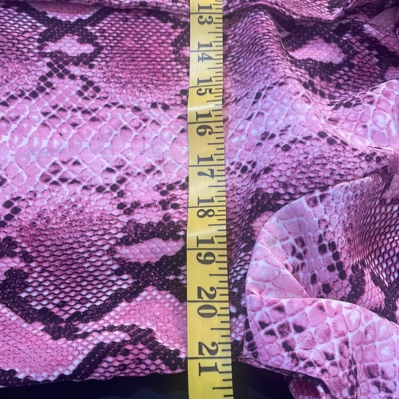 Pink, Black, Grey Snakeskin, front bow tie front, key hole, long sleeves,medium - Picture 5 of 8